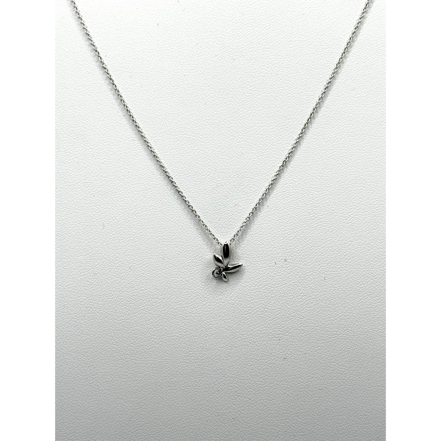 TIFFANY & CO. Sterling Silver Paloma Picasso Olive Leaf Necklace